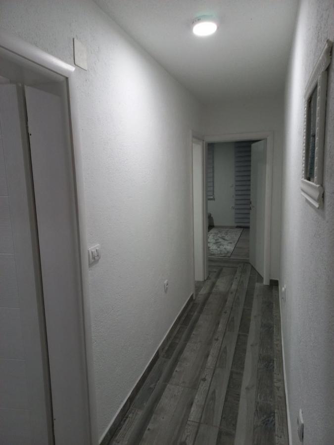 Adagio Studio Apartment Plav Exterior photo