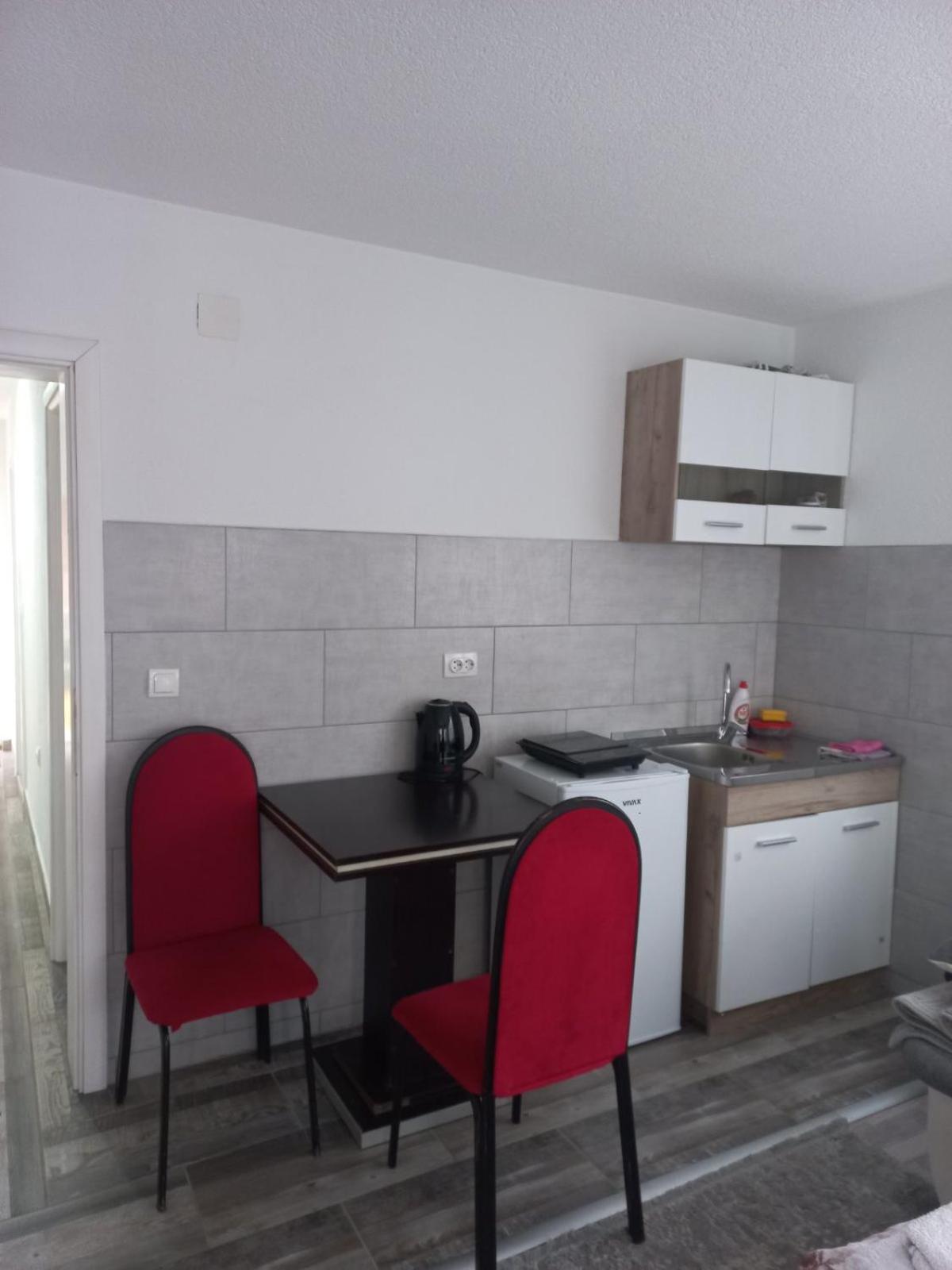 Adagio Studio Apartment Plav Exterior photo